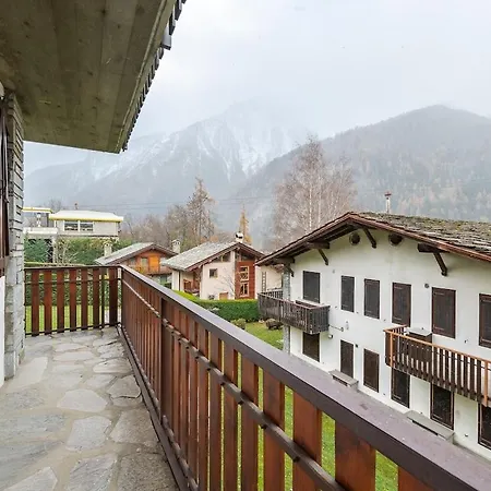Centro Paese - 2 Passi Dalle Piste Апартаменты *
