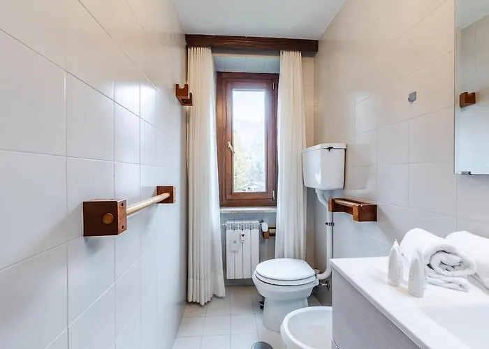 Centro Paese - 2 Passi Dalle Piste * 쿠르마예